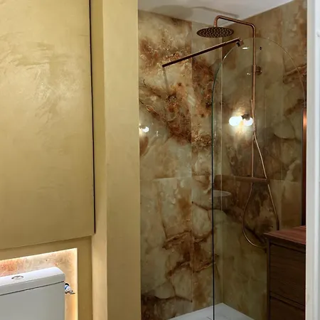 2p Entierement Renove , Piscine , 1 Km De La Daire